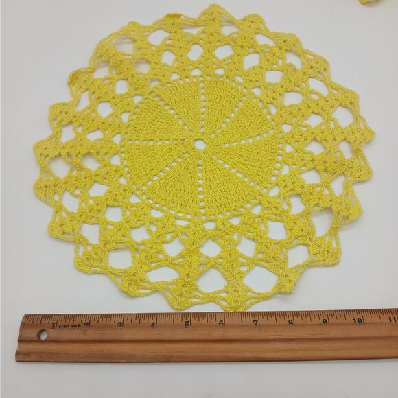 Vintage Handmade Crocheted Doily Kitchen Round Yellow and Blue Doilies Set of 5 - Picture 3 of 11